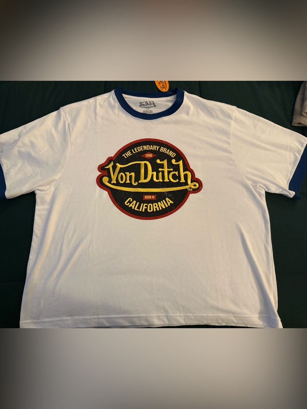 Von Dutch Men’s White Graphic Logo Patch Ringer T-Shirt